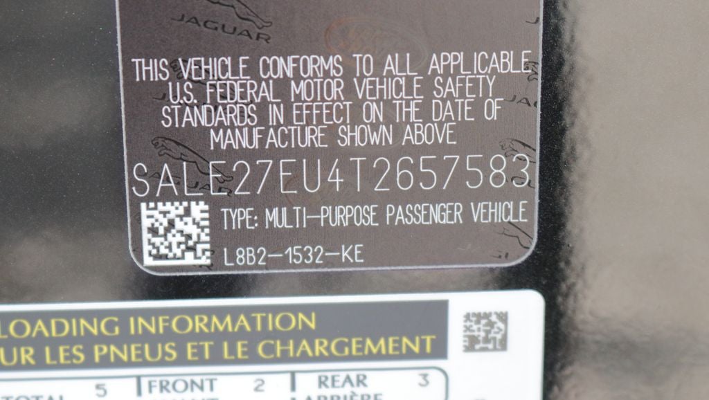 2026 Land Rover Defender 110 X-Dynamic SE
