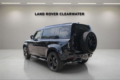 2026 Land Rover Defender 110 X-Dynamic SE