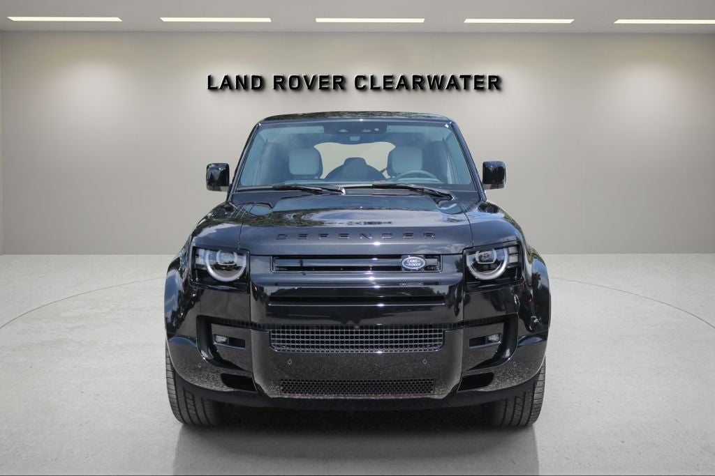 2026 Land Rover Defender 110 X-Dynamic SE