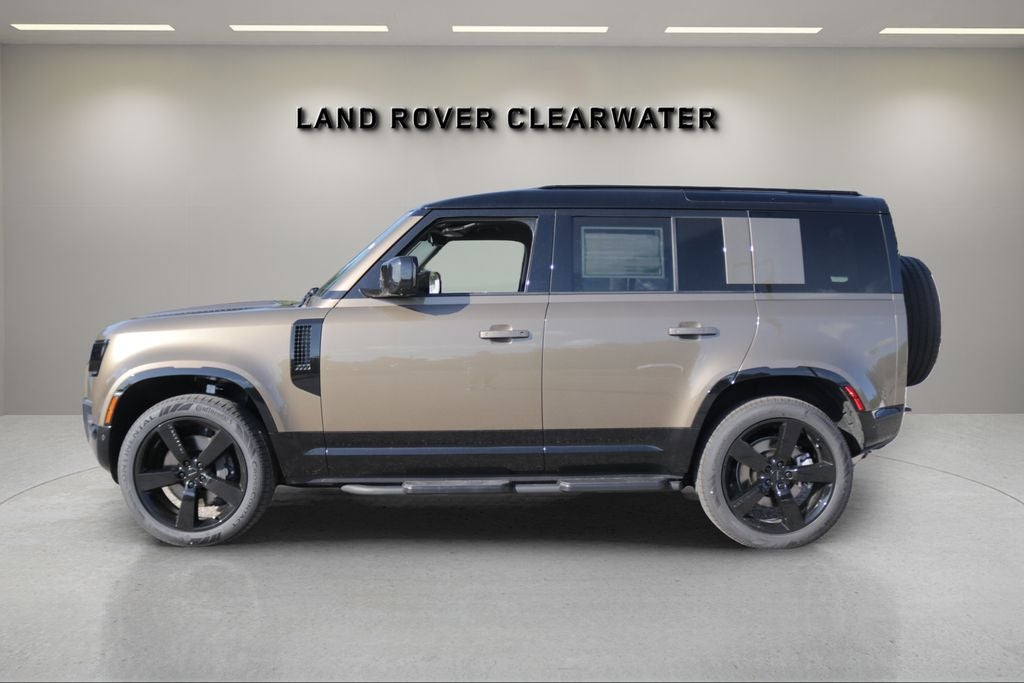 2026 Land Rover Defender 110 X-Dynamic SE