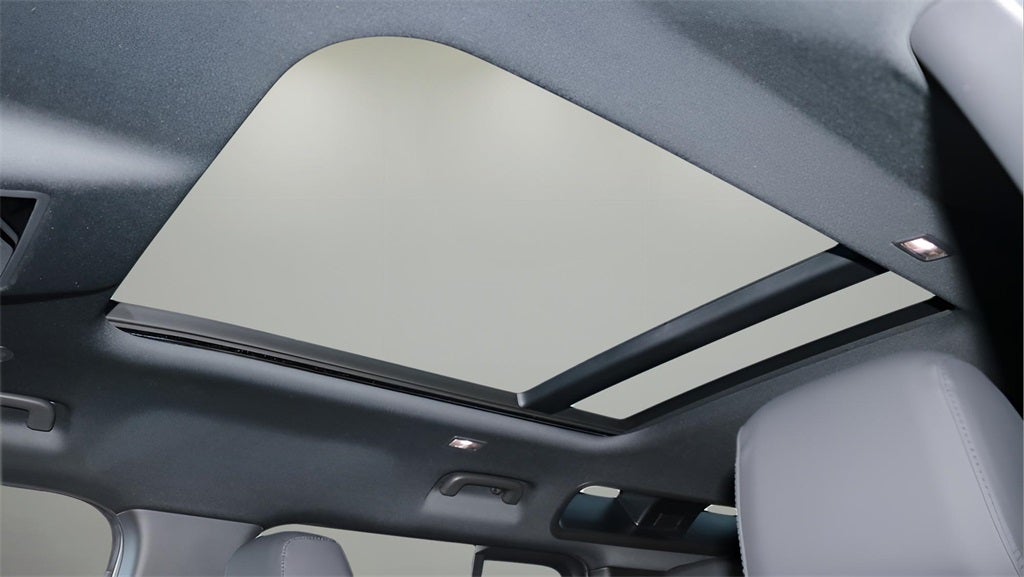 2026 Land Rover Defender 110 X-Dynamic SE