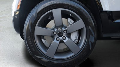 2026 Land Rover Defender 110 X-Dynamic SE