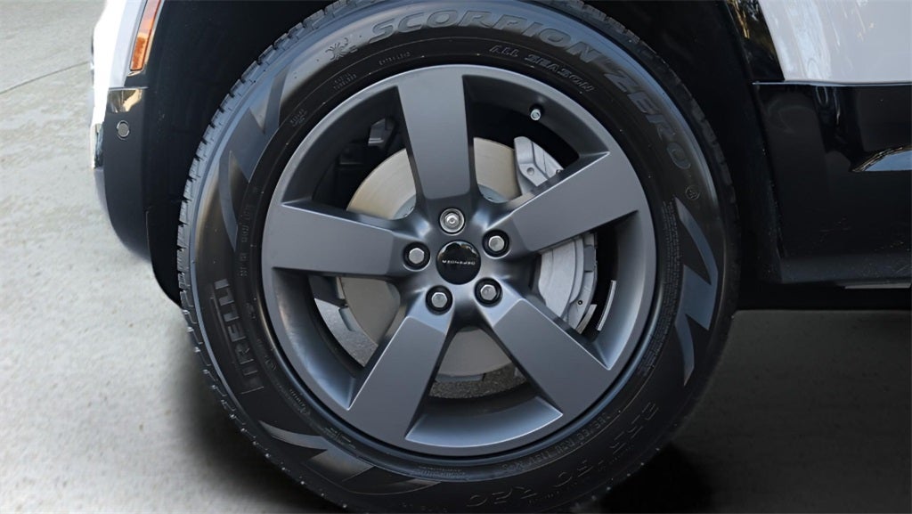 2026 Land Rover Defender 110 X-Dynamic SE