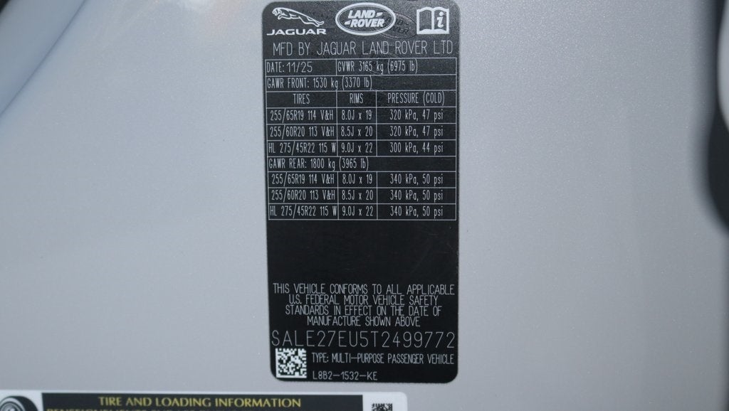 2026 Land Rover Defender 110 X-Dynamic SE