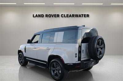 2026 Land Rover Defender 110 X-Dynamic SE