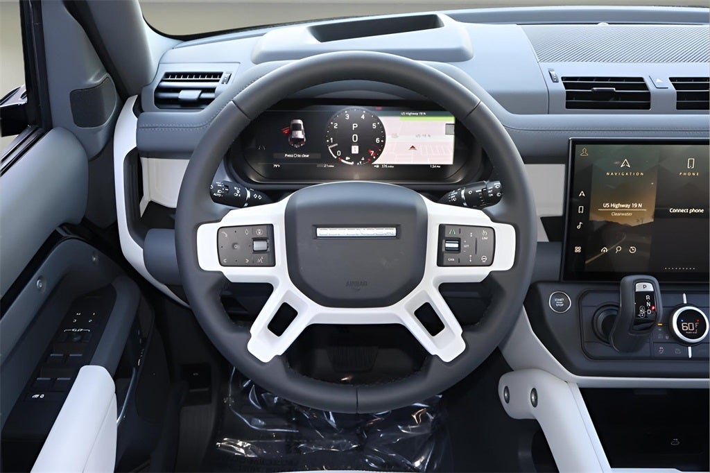 2026 Land Rover Defender 110 X-Dynamic SE