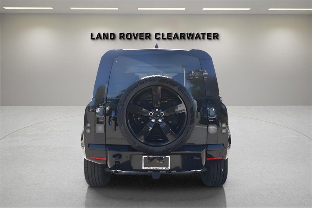 2026 Land Rover Defender 110 X-Dynamic SE