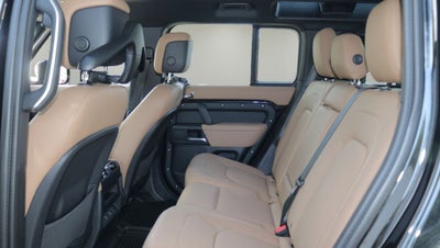 2026 Land Rover Defender 110 X-Dynamic SE