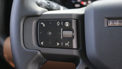 2026 Land Rover Defender 110 X-Dynamic SE