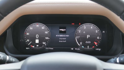 2026 Land Rover Defender 110 X-Dynamic SE