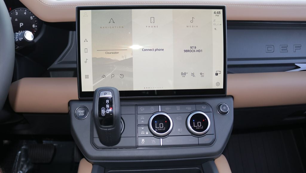 2026 Land Rover Defender 110 X-Dynamic SE