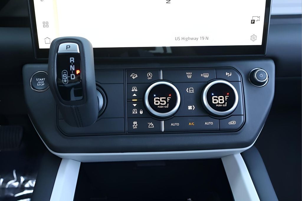 2026 Land Rover Defender 110 X-Dynamic SE