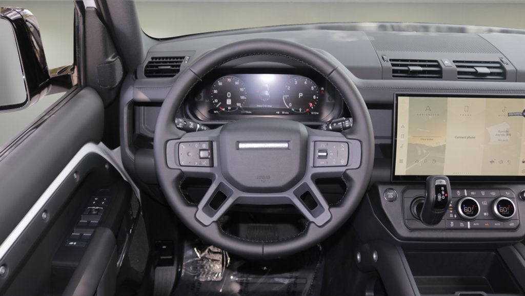2026 Land Rover Defender 110 X-Dynamic SE