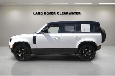2026 Land Rover Defender 110 X-Dynamic SE