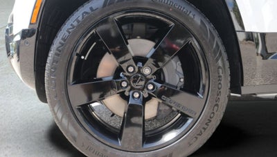 2026 Land Rover Defender 110 X-Dynamic SE