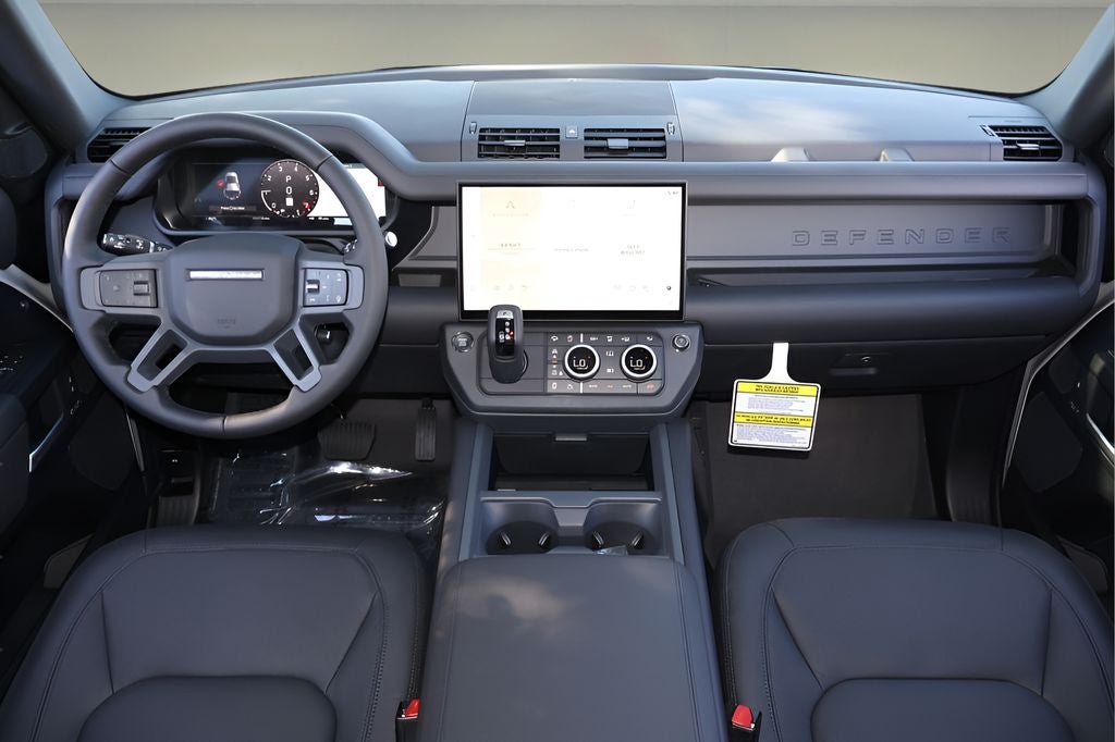 2026 Land Rover Defender 110 X-Dynamic SE