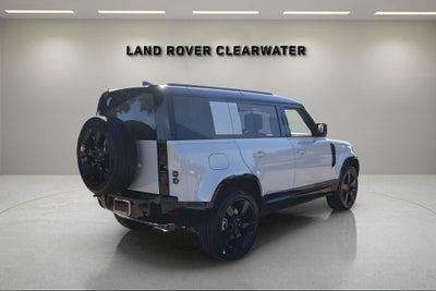 2026 Land Rover Defender 110 X-Dynamic SE