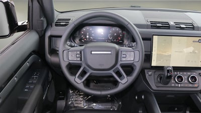 2026 Land Rover Defender 110 X-Dynamic SE