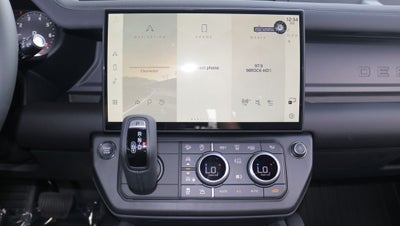 2026 Land Rover Defender 110 X-Dynamic SE