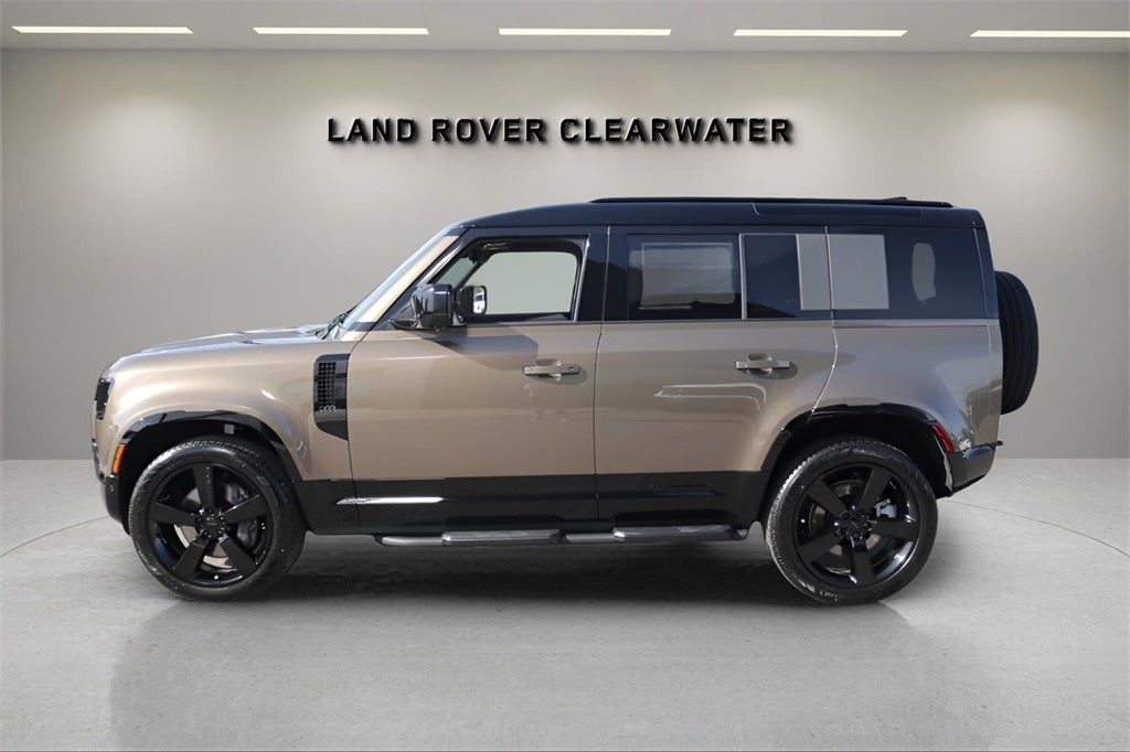 2026 Land Rover Defender 110 X-Dynamic SE