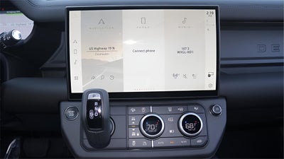 2026 Land Rover Defender 110 X-Dynamic SE