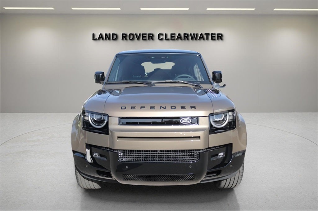 2026 Land Rover Defender 110 X-Dynamic SE
