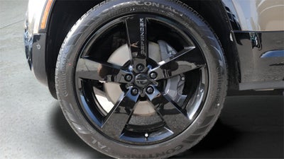 2026 Land Rover Defender 110 X-Dynamic SE