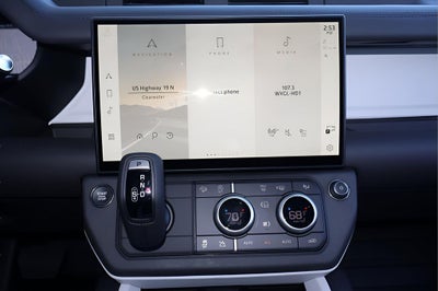 2026 Land Rover Defender 110 X-Dynamic SE