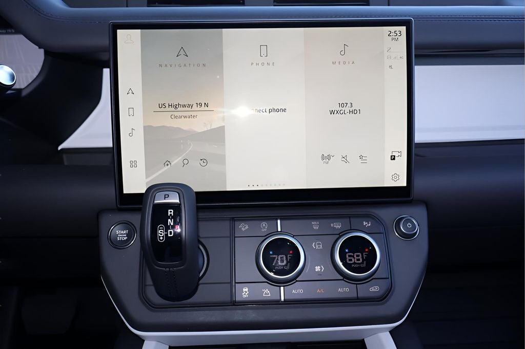 2026 Land Rover Defender 110 X-Dynamic SE