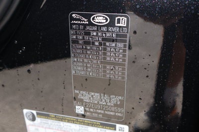 2026 Land Rover Defender 110 X-Dynamic SE