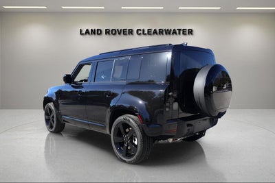 2026 Land Rover Defender 110 X-Dynamic SE