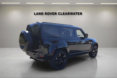 2026 Land Rover Defender 110 X-Dynamic SE