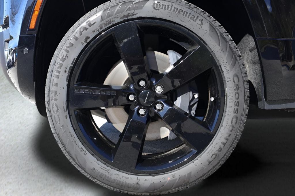 2026 Land Rover Defender 110 X-Dynamic SE