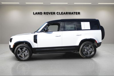 2026 Land Rover Defender 110 X-Dynamic SE