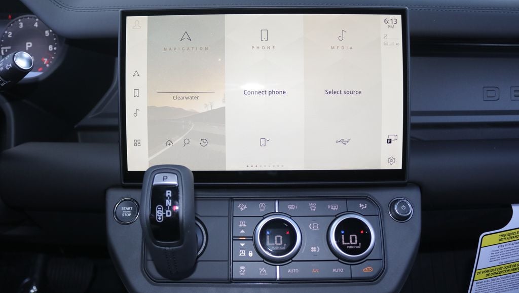 2026 Land Rover Defender 110 X-Dynamic SE