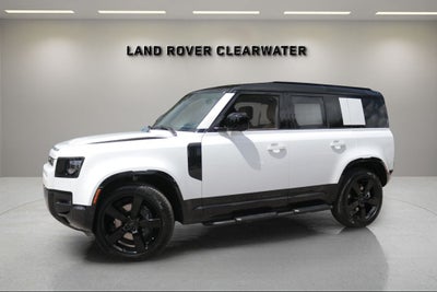 2026 Land Rover Defender 110 X-Dynamic SE