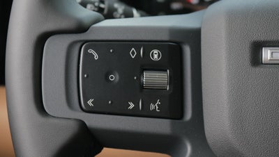 2026 Land Rover Defender 110 X-Dynamic SE
