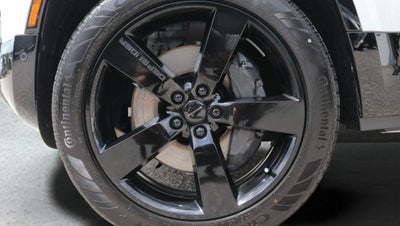 2026 Land Rover Defender 110 X-Dynamic SE
