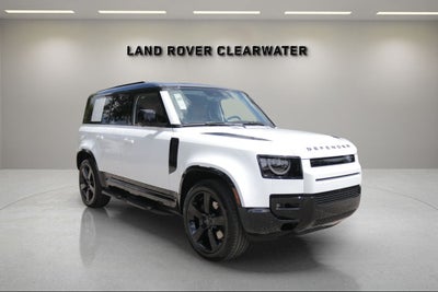2026 Land Rover Defender 110 X-Dynamic SE