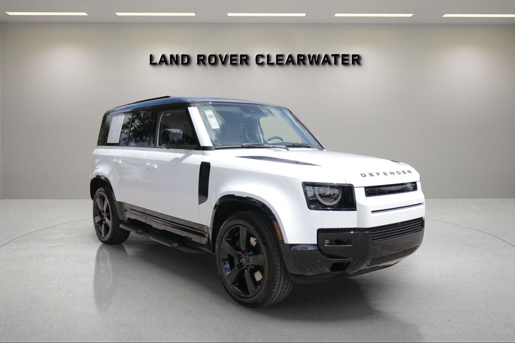 2026 Land Rover Defender 110 X-Dynamic SE