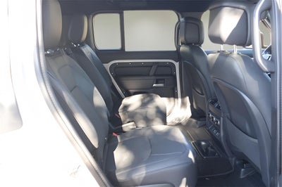 2026 Land Rover Defender 110 X-Dynamic SE