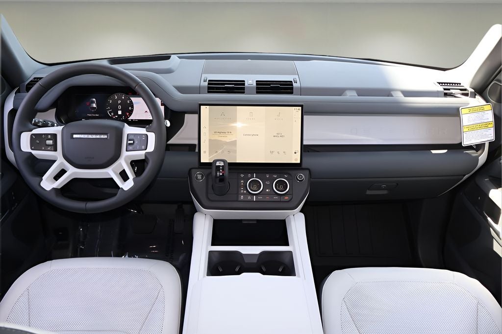 2026 Land Rover Defender 110 X-Dynamic SE