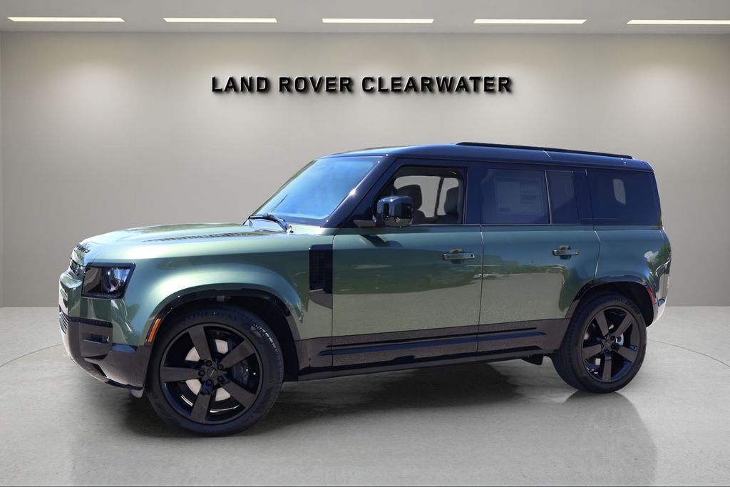 2026 Land Rover Defender 110 X-Dynamic SE