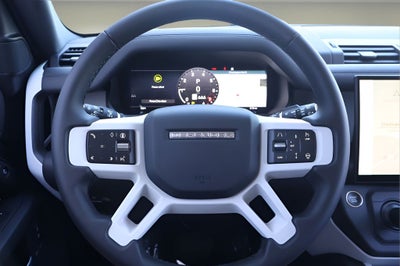 2026 Land Rover Defender 110 X-Dynamic SE