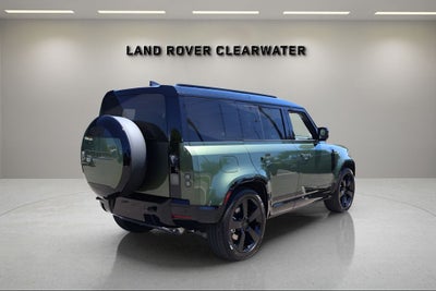 2026 Land Rover Defender 110 X-Dynamic SE