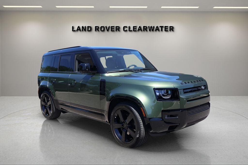 2026 Land Rover Defender 110 X-Dynamic SE