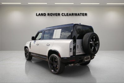 2026 Land Rover Defender 110 X-Dynamic SE