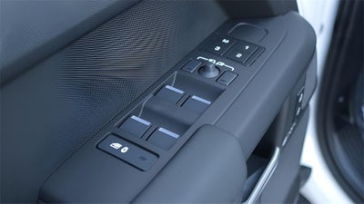 2026 Land Rover Defender 110 X-Dynamic SE