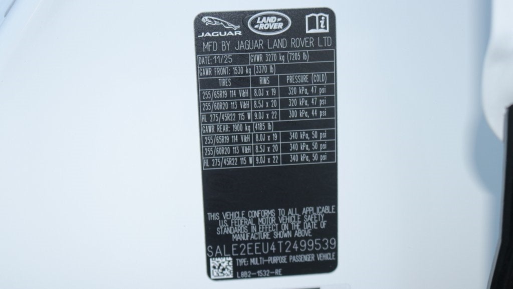 2026 Land Rover Defender 110 X-Dynamic SE