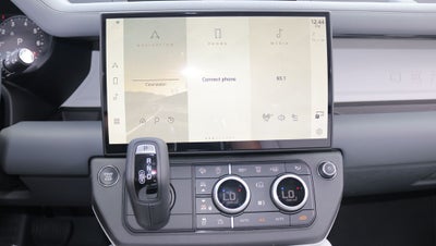 2026 Land Rover Defender 110 X-Dynamic SE
